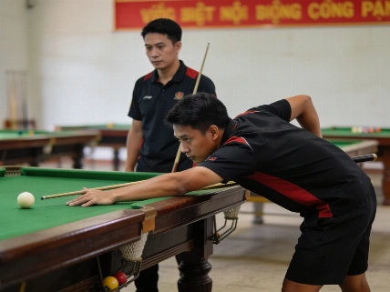Dien Bien Hosts Regional Billiards and Snooker Cup UAE Cue Sports